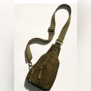 Hudson Sling Bag by Free People in Moss